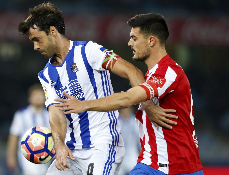 El partido entre la Real Sociedad y el Sporting, en imágenes