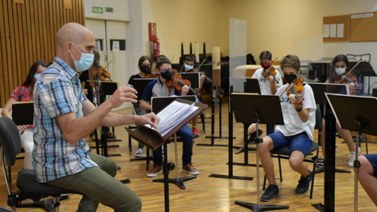 La Orquesta de Aspirantes  ofrece hoy en el Villegas  un concierto de Navidad