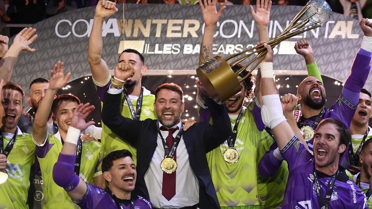 Palma Futsal | José Tirado: «Después de un año complicado, para mí esto es 100 caballos de fuerza» Palma Futsal | José Tirado: «Después de un año complicado, para mí esto es 100 caballos de fuerza»