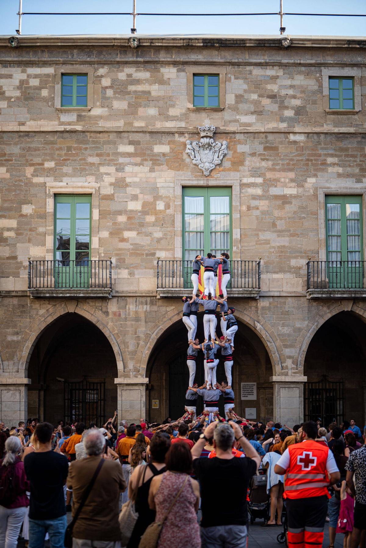 Les imatges de la Diada castellera de colles de l'eix, a Manresa Les imatges de la Diada castellera de colles de l'eix, a Manresa
