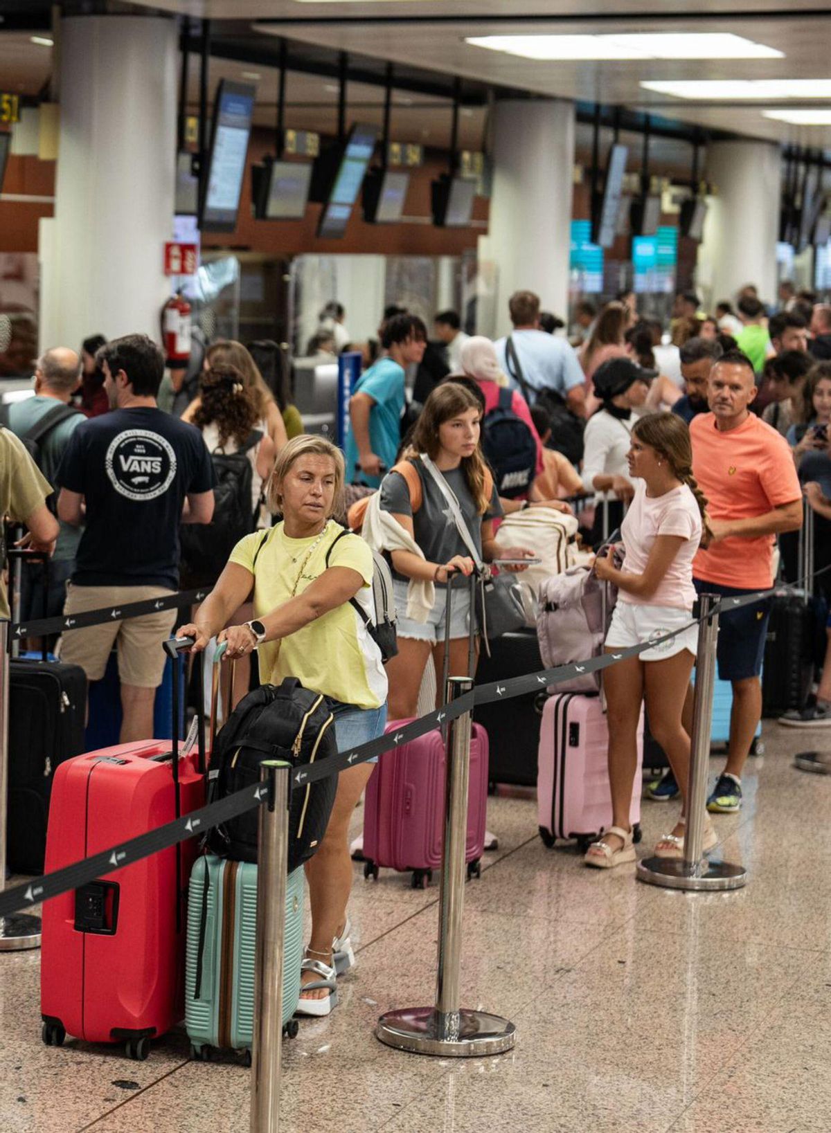 Els treballadors del ‘handling’ de Ryanair reprenen la vaga  en 24 aeroports