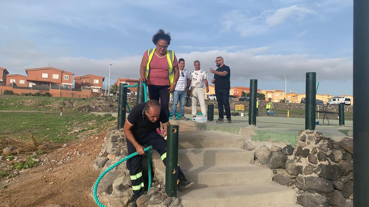 El Ayuntamiento de Telde mejora y habilita un nuevo espacio como mirador en El Bufadero.