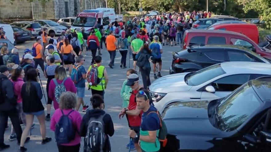 Más de 400 senderistas disfrutan de “andainas” en Pontevedra y Marín