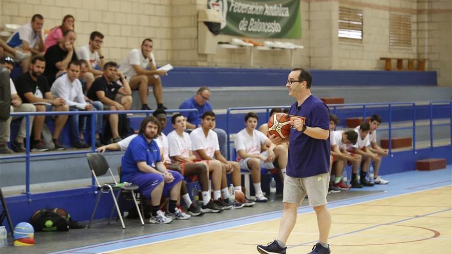 Diego Ocampo abre los clínics para entrenadores