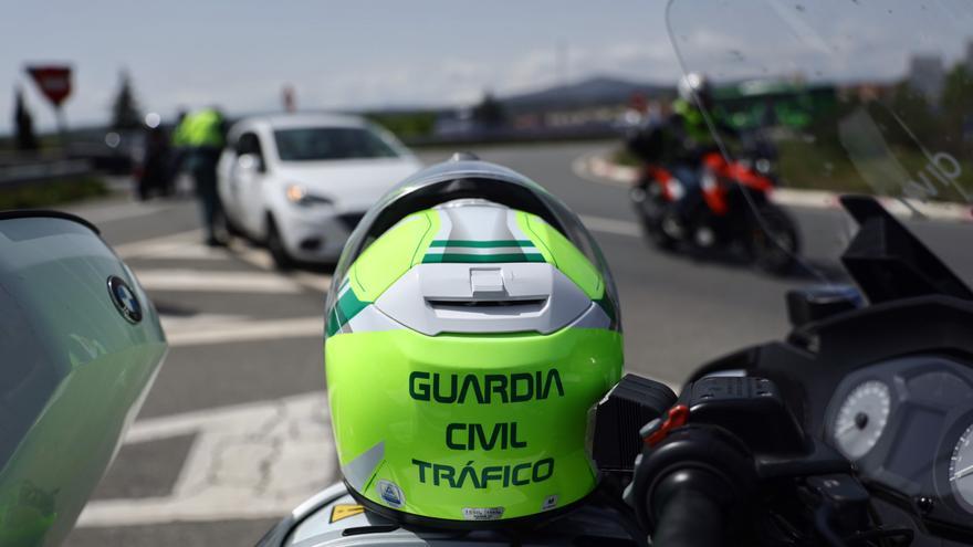 Muere un ciclista tras ser atropellado por un turismo en Cistierna, León