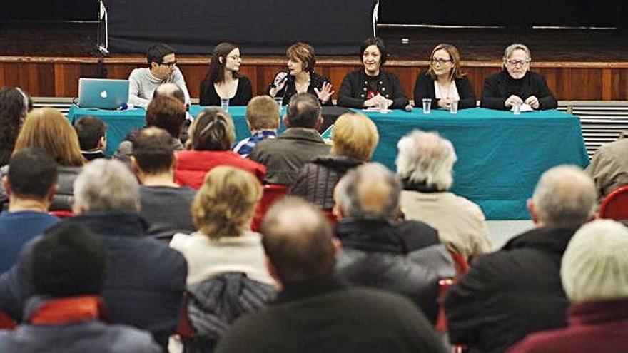 Bermúdez, Marín, Martínez, Trucharte, González i López durant la presentació, ahir a la tarda