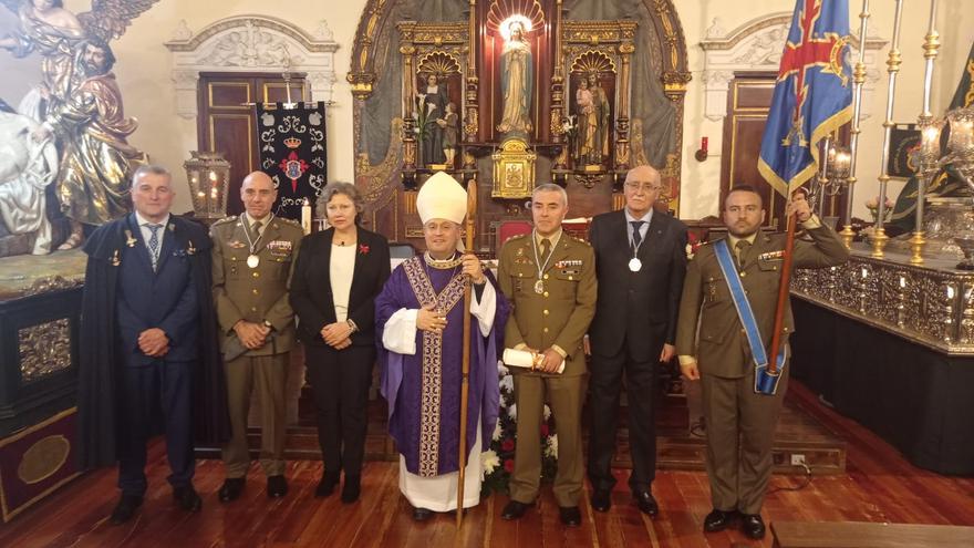 Monseñor Prieto arropa la Semana Santa santiaguesa y presidirá todos los actos litúrgicos en la Catedral