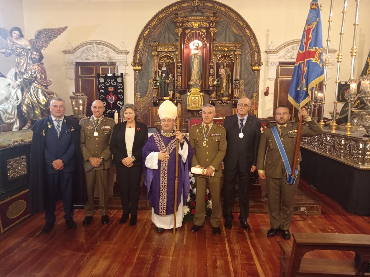 Monseñor Prieto arropa la Semana Santa santiaguesa y presidirá todos los actos litúrgicos en la Catedral