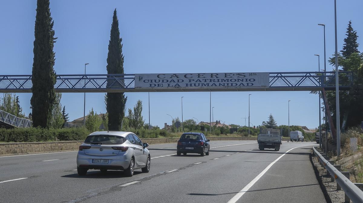 El Arco demanda la puesta a punto de los puentes que les comunican con Castellanos y la Sierrilla, debido, afirman, a su deterioro  actual.