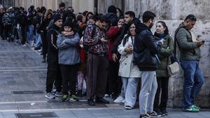 El Govern habilita 450 oficines per tramitar la regularització de més de 500.000 migrants abans del 30 de juny