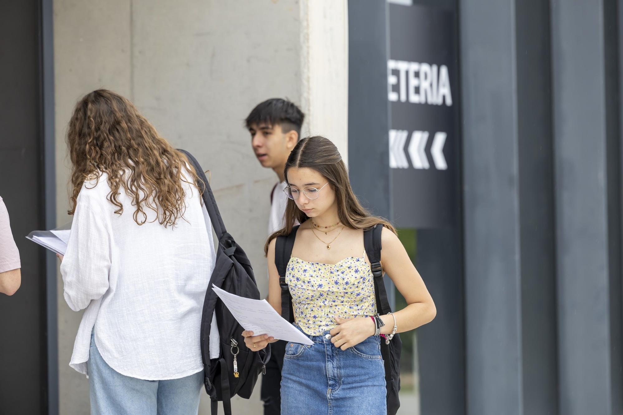 456 estudiantes de seis municipios están realizando las pruebas de la EBAU en el Auditorio Internacional de Torrevieja