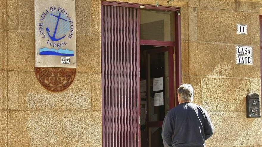 La entrada de la Cofradía de Pescadores de Ferrol.