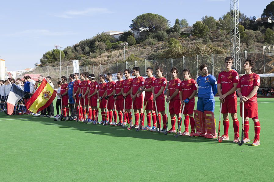 La selección española se impone al combinado galo en un amistoso disputado en Benalmádena