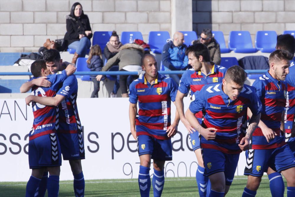 Les fotos del Llagostera - Sabadell (1-1)