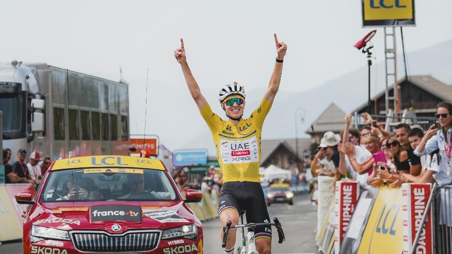 Un Pogacar irreductible vuelve a ganar en el Dauphiné