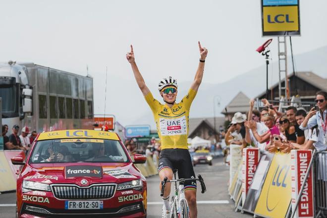 Tadej Pogacar vence en la penúltima etapa del Dauphiné.