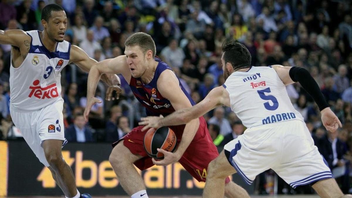 El Barça Lassa afronta el cuarto clásico de la temporada, ahora en la pista del Madrid