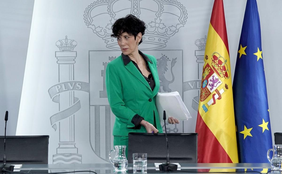 La ministra Portavoz, Elma Saiz, tras una reunión del Consejo de Ministros.