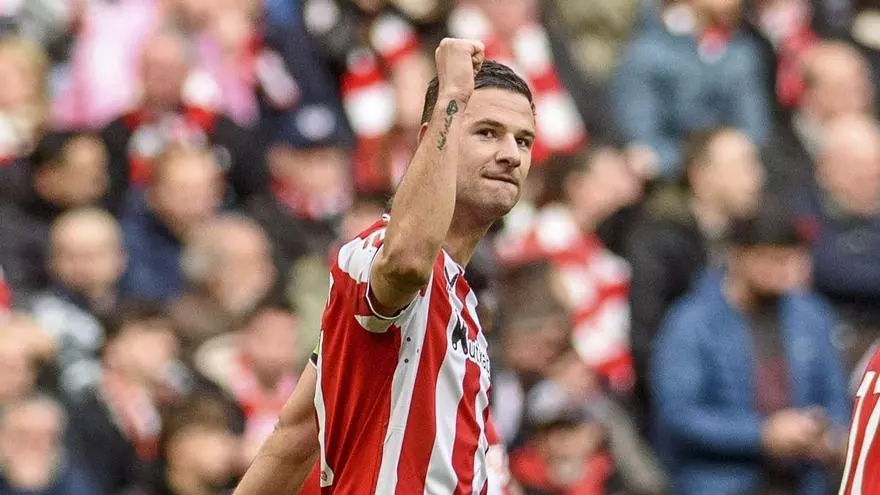 ¡El cabezazo de Guruzeta que elevó a San Mamés!