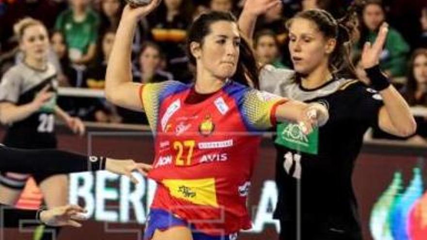 Lara González, durante u partido con la selección española