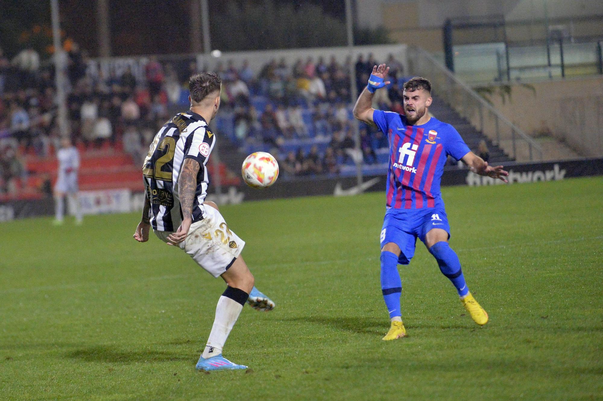 Eldense y Castellón firman tablas entre candidatos al ascenso