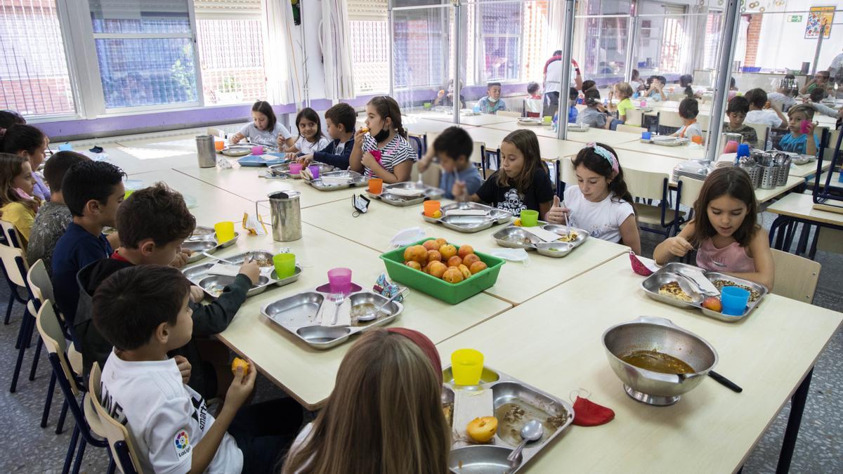 Antifraude cuestiona la adjudicación de los comedores escolares -  Levante-EMV