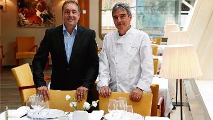 El responsable de la direcció del restaurant Lux&#039;or, Jordi Rissech, i el xef Joan Piqué.