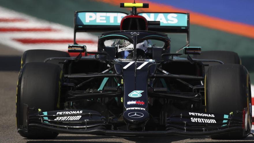 Valtteri Bottas durante los entrenamientos libres.