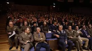 La banda de Oviedo y la música militar llenan el Auditorio