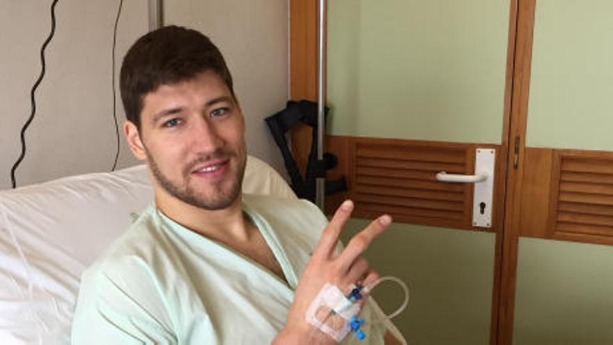 Slava Kravtsov, tras ser operado este viernes.