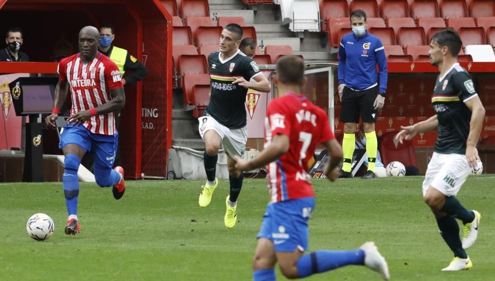 El partido entre el Sporting y el Logroñés, en imágenes