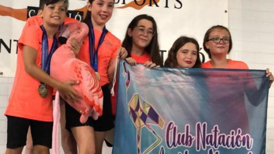 La natación sincronizada consolida su escuela en Sagunt