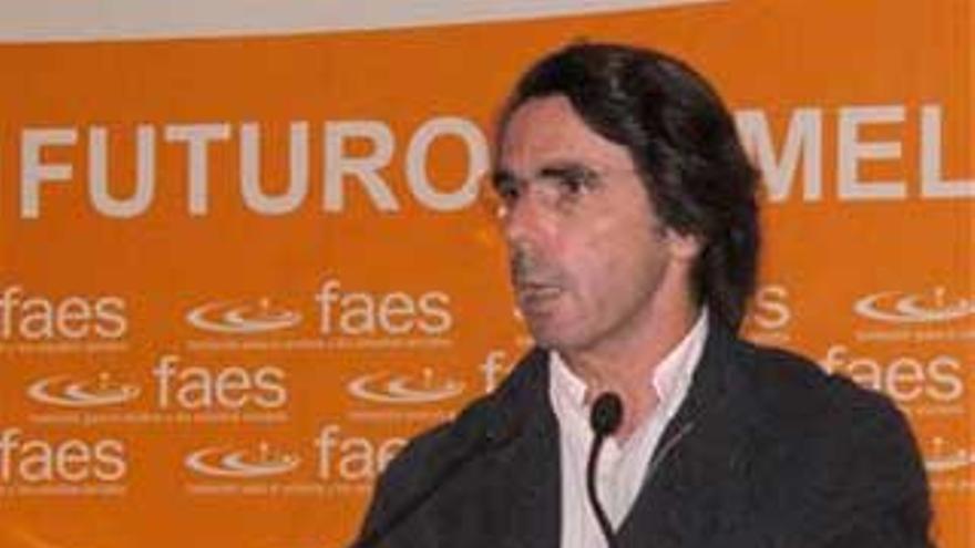 Aznar: Las consecuencias del retorno de los terroristas a las instituciones van a ser durísimas
