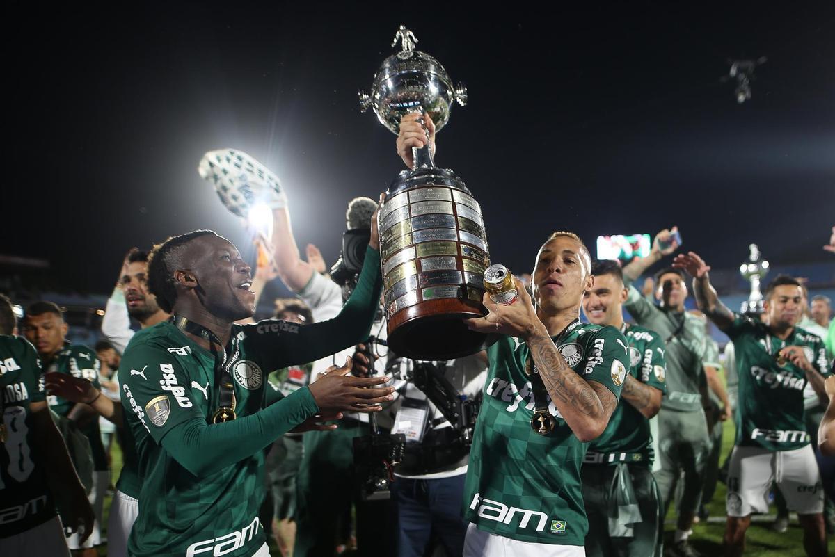 Los jugadores del Palmeiras, con la Libertadores.