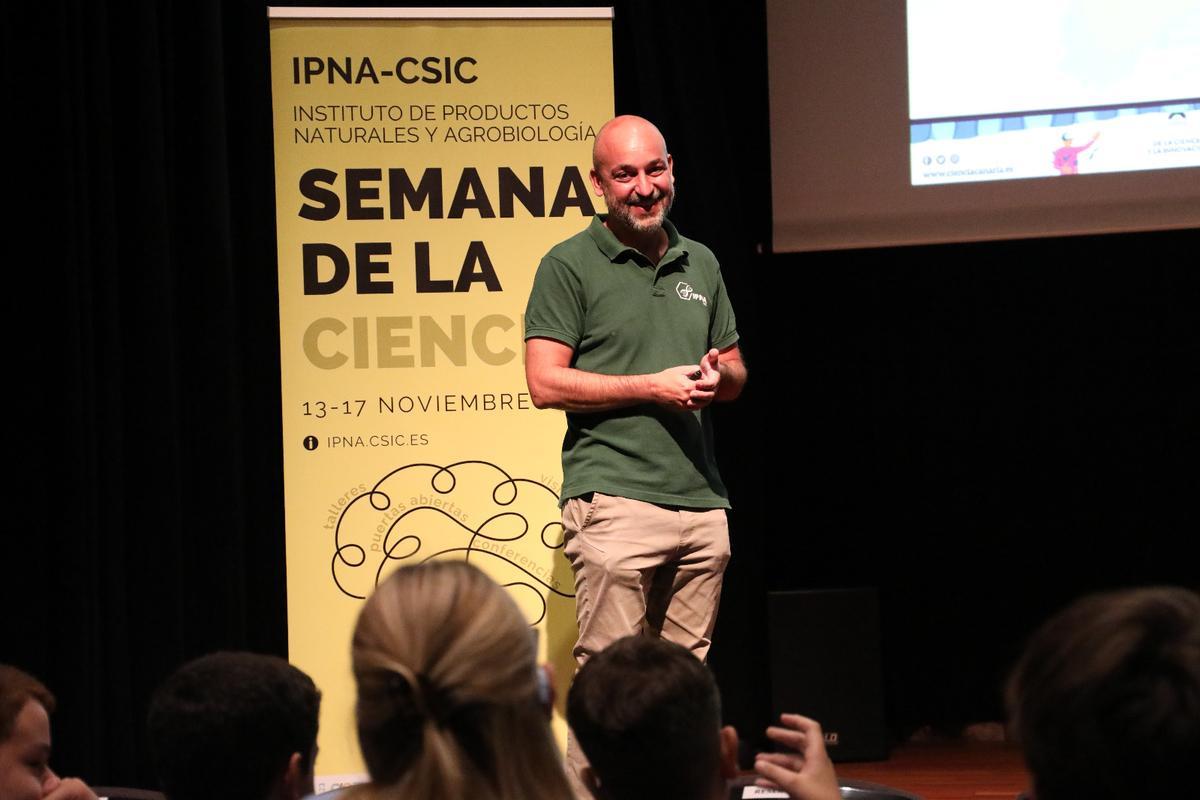 El vulcanólogo del IPNA-CSIC, Pablo J. González.