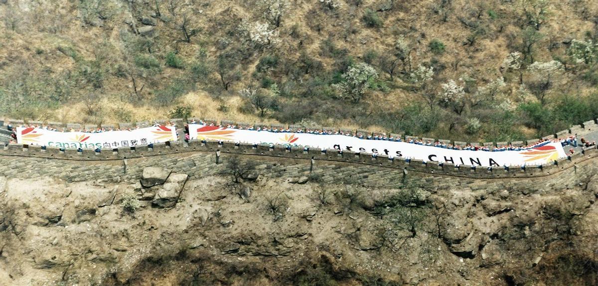 Acción publicitaria de Canarias en la Muralla China