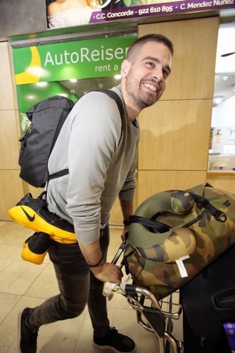 Georgios Bogris tras aterrizar en el aeropuerto de Los Rodeos