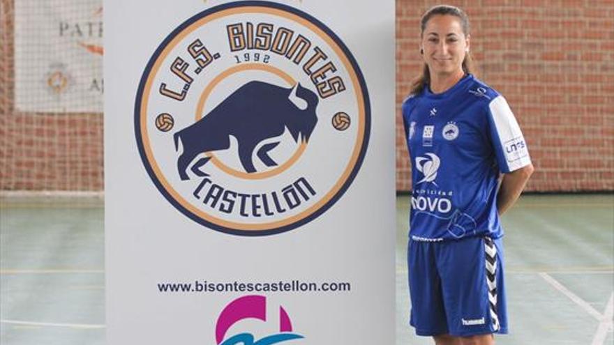 La voz de la experiencia en el Bisontes femenino