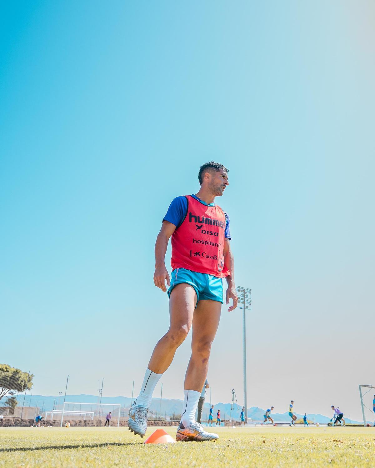 Álvaro González.
