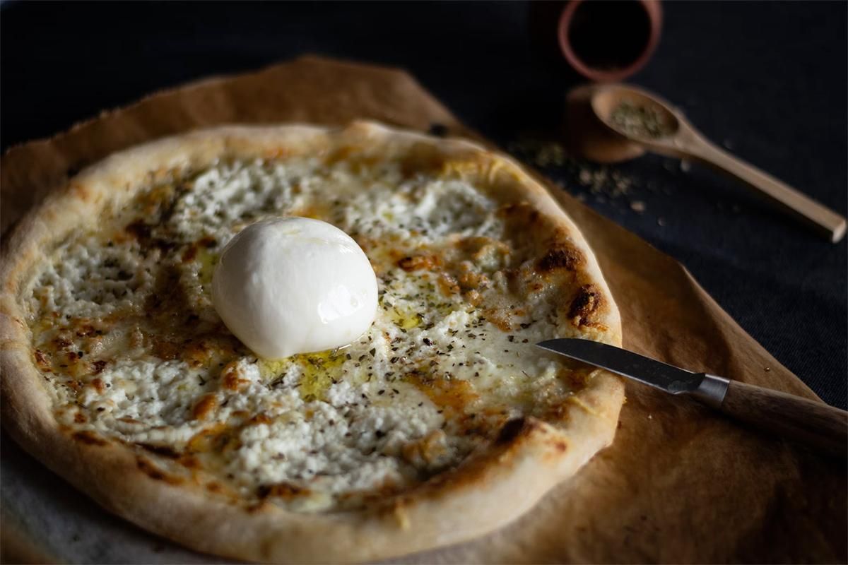 Pizza de queso para celebrar el 'Día del queso'