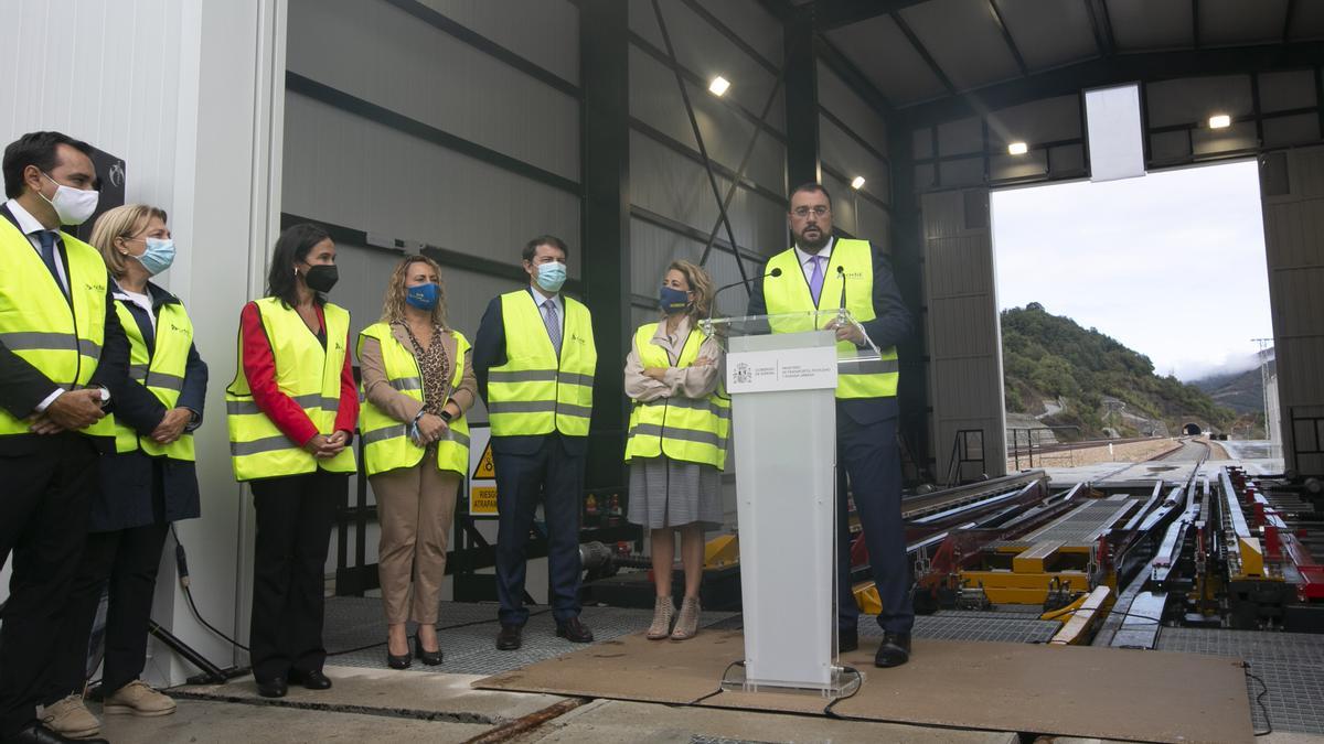 Día histórico para Asturias: Adif inicia las pruebas en los túneles de la variante de Pajares