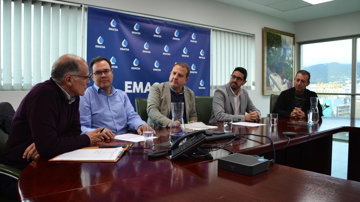 Reunión mantenida en Emacsa con hosteleros de Córdoba.