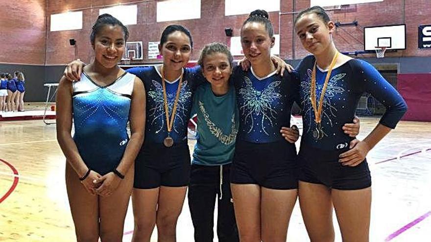 Arisa i Gironès aconsegueixen tres podis en la Copa Catalana de trampolí