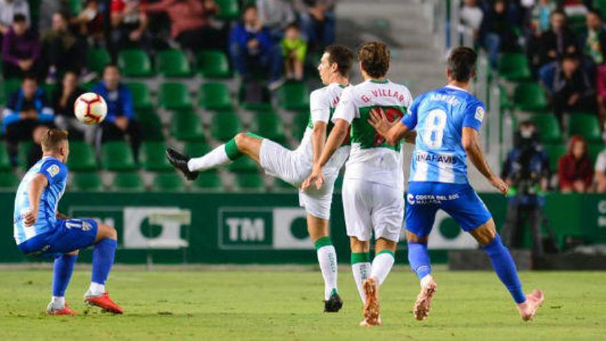 El Elche se viste de líder