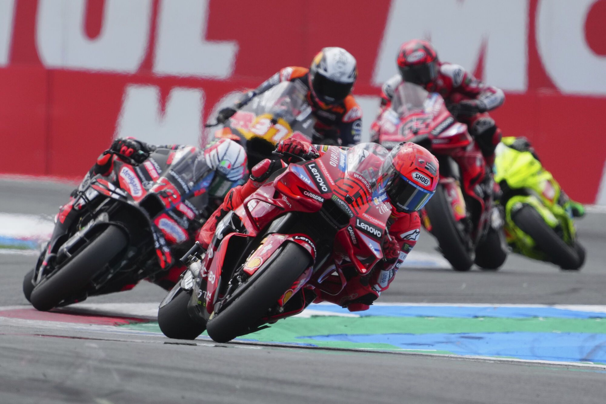 Spain's rider Marc Marquez of the Ducati Lenovo Team steers his motorcycle followed by Italian rider Marco Bezzecchi of the Aprilia Racing and Spain's rider Pedro Acosta of the Red Bull KTM Factory Racing during the MotoGP race at the Grand Prix of the Netherlands at the TT Circuit in Assen, northern Netherlands, Sunday, June 29, 2025. (AP Photo/Peter Dejong) Associated Press/LaPresse. EDITORIAL USE ONLY/ONLY ITALY AND SPAIN