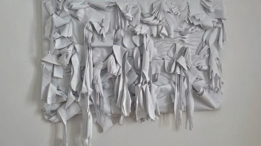 La artista textil Ana Esteban gana la VII Edición de la Bienal ArtNostre