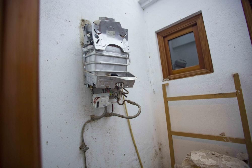 Derrumbe en el interior de una casa en Xàtiva