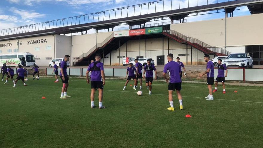 El Linense se ejercita en el Ruta de la Plata de Zamora