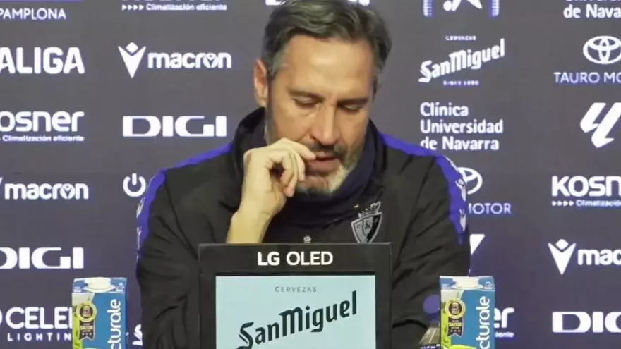 Vicente Moreno: "Es un disfrute poder vivir estos partidos en el Sadar"