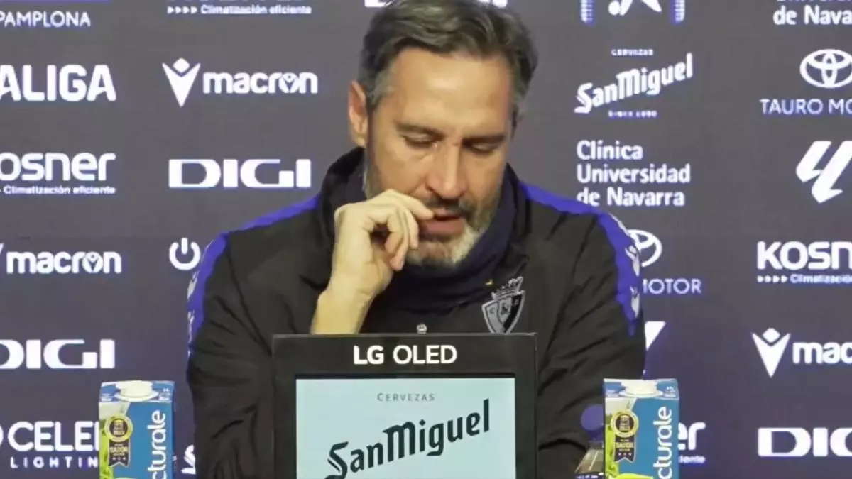 Vicente Moreno: "Tambi谷n perdemos jugadores por tener que jugar este jueves"